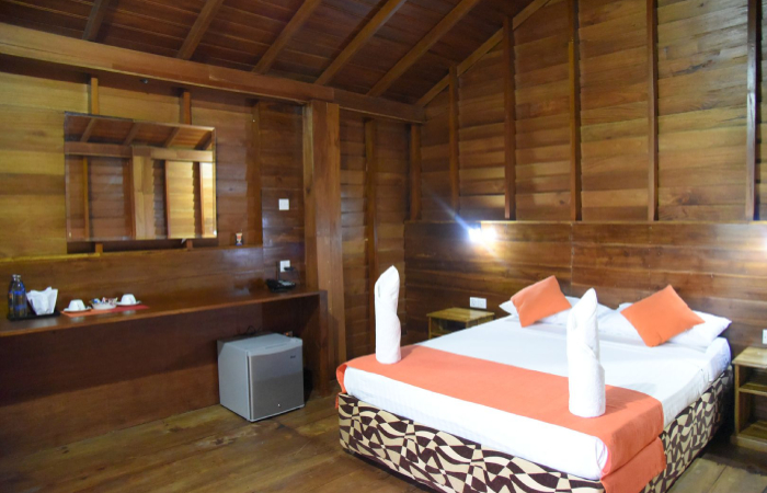 TREE HOUSE DELUXE ROOM 03